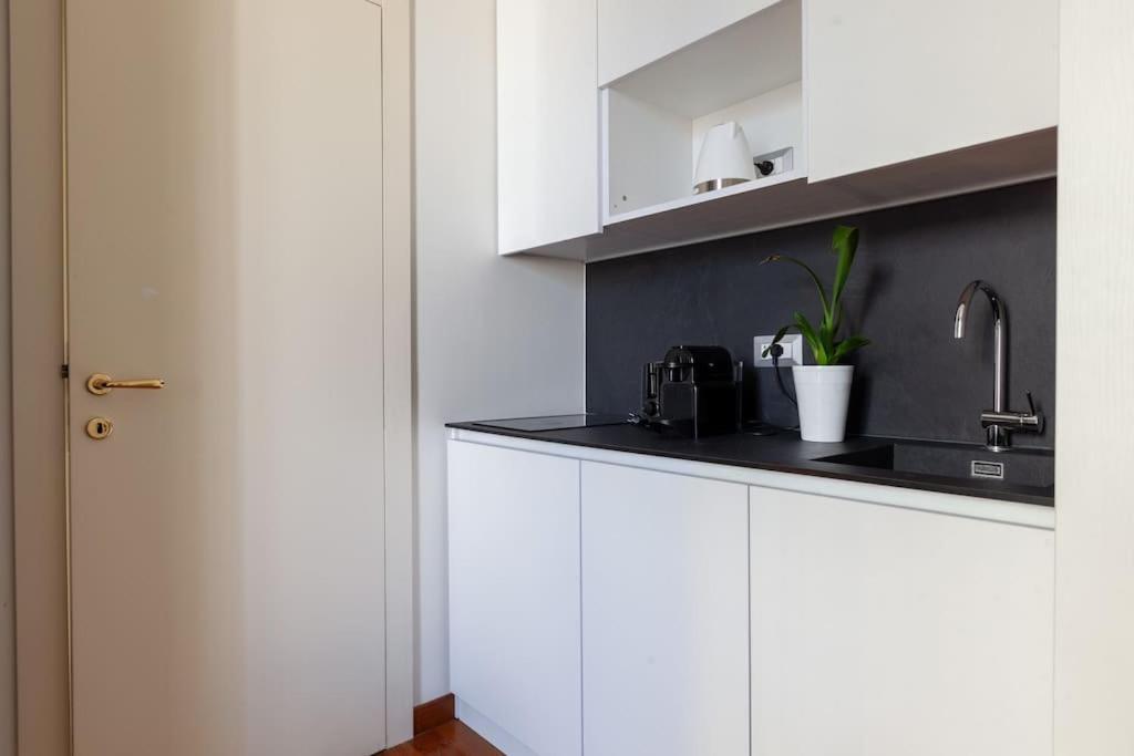 Appartamento Chicco In Zona Elegante มิลาน ภายนอก รูปภาพ